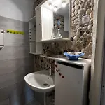 Fenia's Beachfront House * Skála Kallirákhis